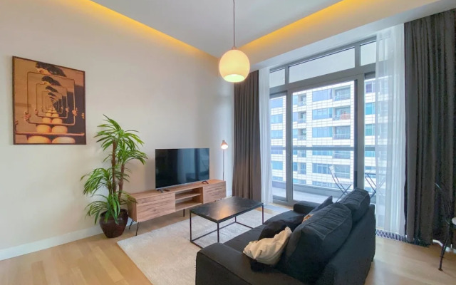 Modern Residence w Balcony 5 min to Istinye Mall