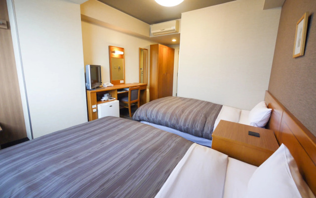 Hotel Route-Inn Fukuioowada