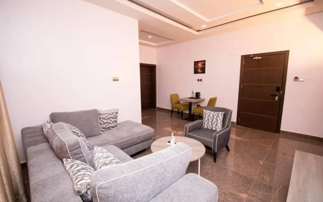 Marchforte-Courtyard Hotel