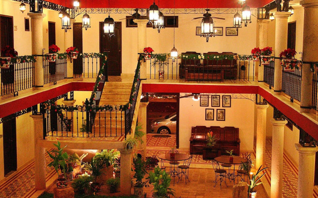 La Aurora Hotel Colonial