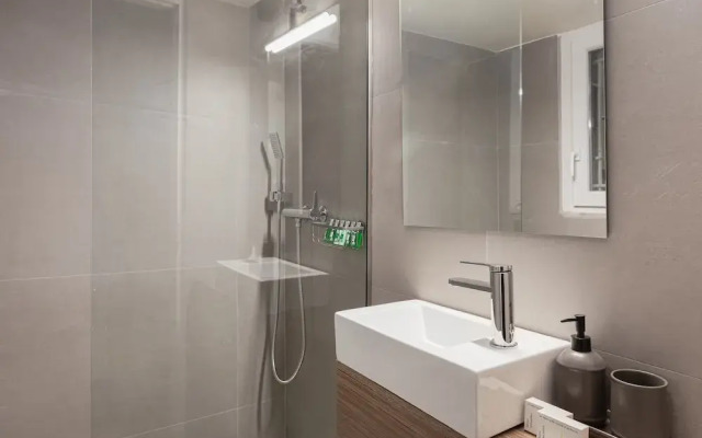 Acropolis Prestige Residence
