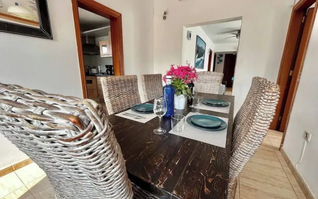 Villa Rayo Azul, Heated Pool and Ocean Views