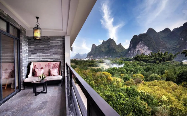 Yangshuo Xingping Island Resort