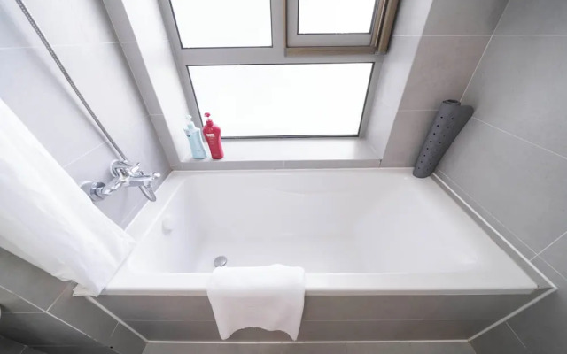 Tyms Bright 2BR 1BA Suite Yongxin