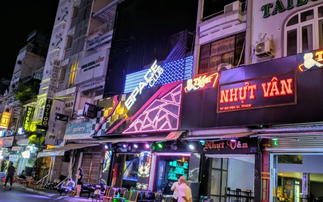 99 Bui Vien Hotel