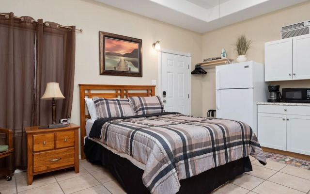 Charming Studios Mission TX