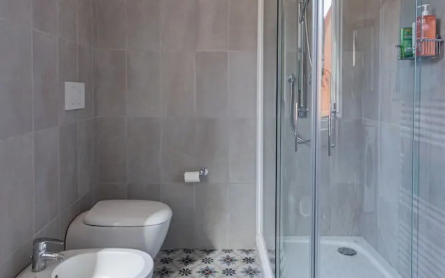 Newly Renovated Ocean View Flat