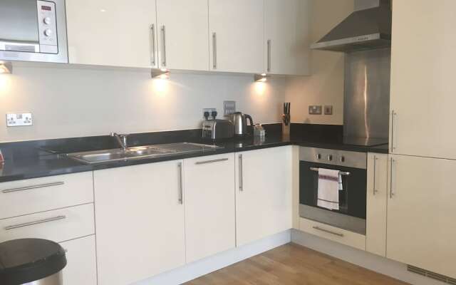 Still Life Canary Wharf Executive