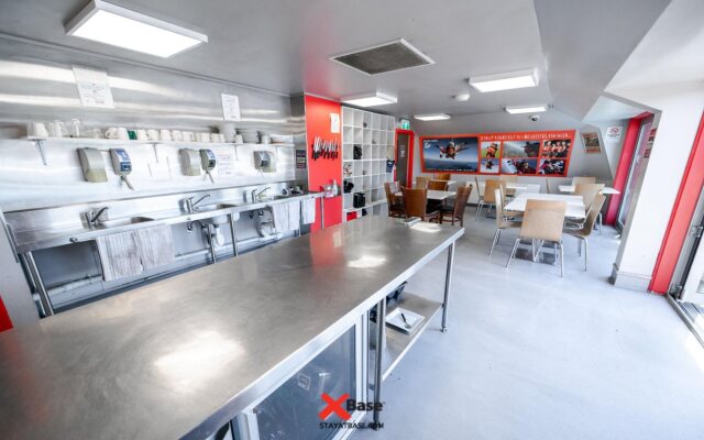 Base Backpackers Wanaka - Hostel