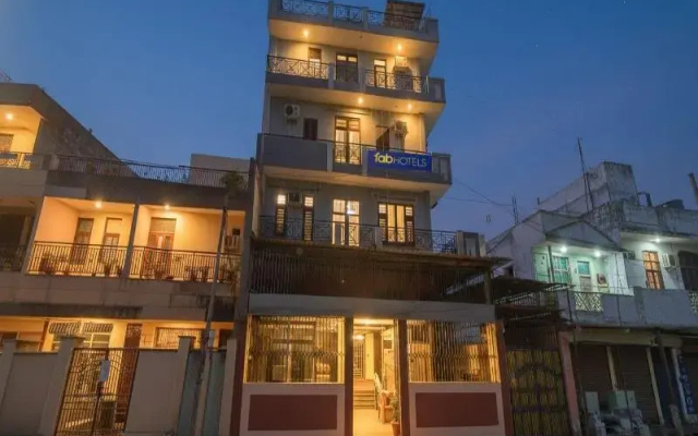 Fabhotel Ashok Vihar
