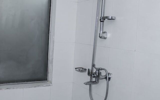 OYO 15715 Royal AR RESIDENCY