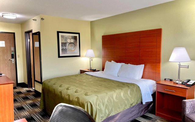 Quality Inn & Suites Wisconsin Dells Downtown - Waterparks Area