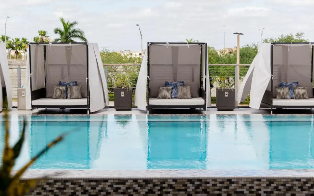 AC Hotel by Marriott Miami Dadeland