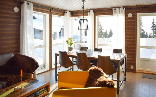 Stunning Home in Lillehammer With 4 Bedrooms