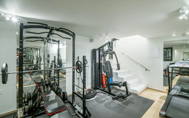 GM Luxury Suites & Spa