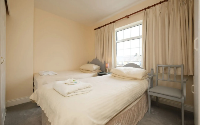 Four Seasons B&B
