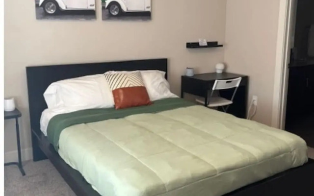 Apt Near The Pearl- San Antonio