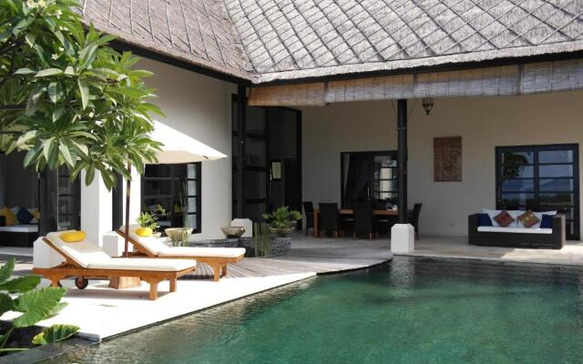 Villa Banjar Beach