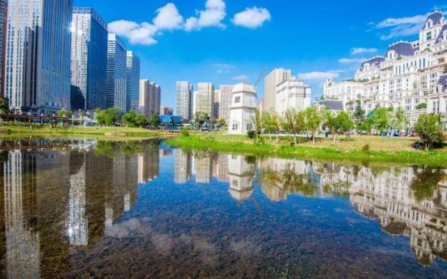 Elan Hotel (Guiyang Huaguoyuan Shopping Mall)