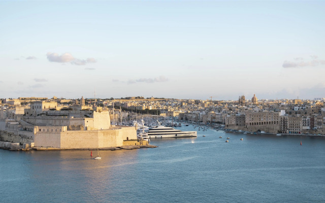 Iniala Harbour House and Residences