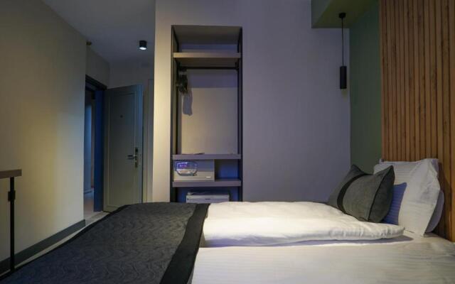Polek Hotel