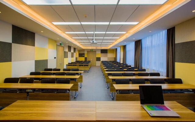Hanting Premium Hotel Tonghua Jiangnan Meikailong