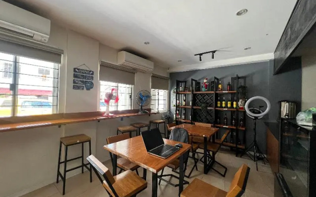 Khotel near T3 Airport