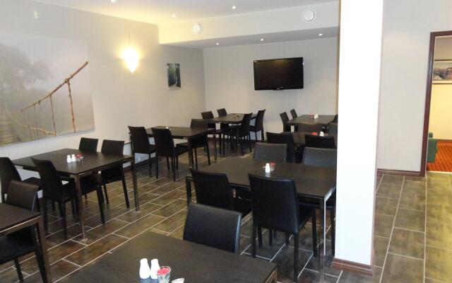 Chesterfield Hotel