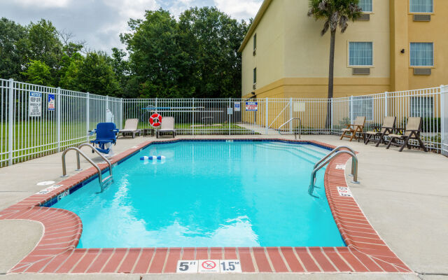 Comfort Inn & Suites Scott-West Lafayette