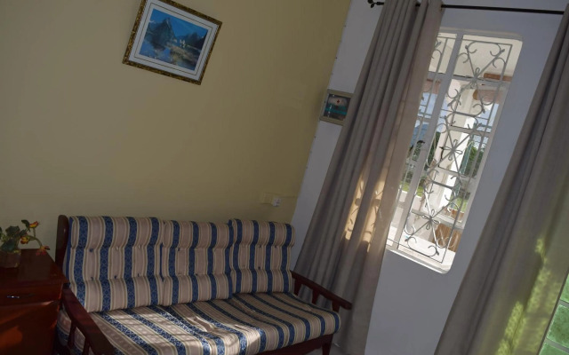 Mauri holidays 'Budgeted Apartment'