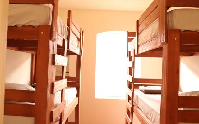 Nuh Hostel - Lourdes