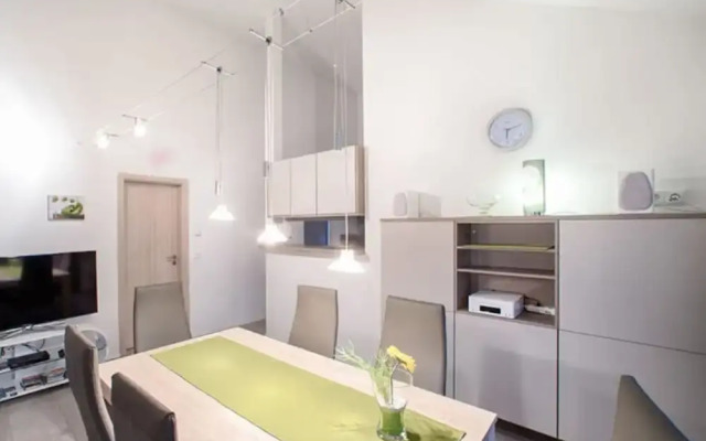 Amselgrun Modern Retreat