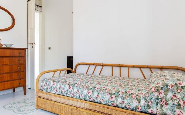 Simple Apartment in Massa Lubrense With Terrace