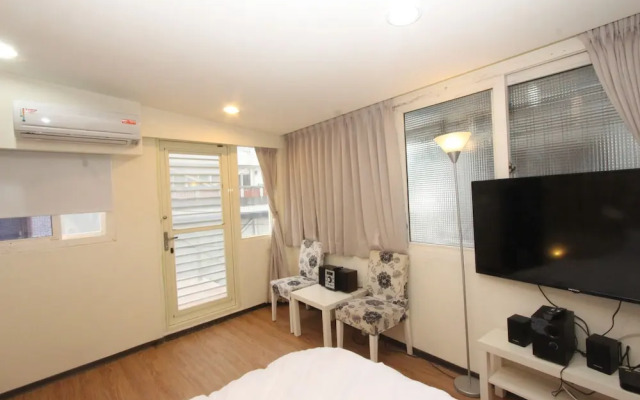 HF Keelung