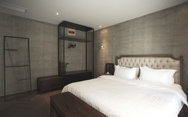 Unique Space Design Art Hotel