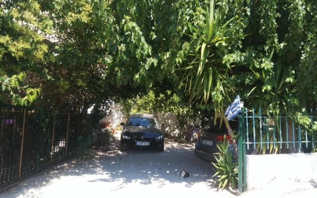 Petros House 1