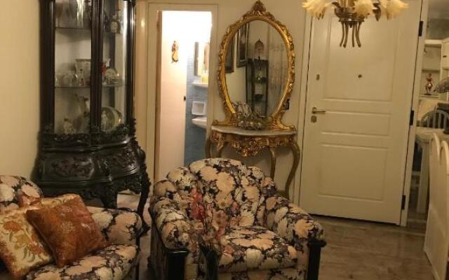 Luxury apartment close to city center, university and children's hospital