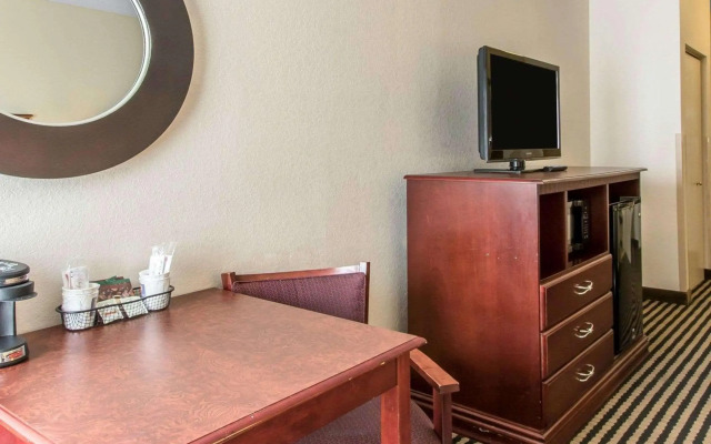 Comfort Inn Birmingham - Irondale