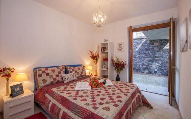 Vista d Oro Ulivo Apt 4