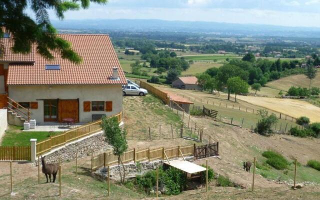 Gîte Saint-André-d'Apchon, 1 pièce, 2 personnes - FR-1-496-23