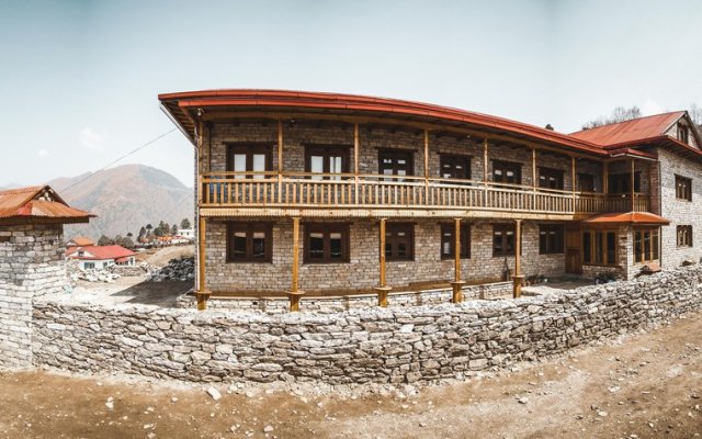Kyirmu Lodge Phaplu