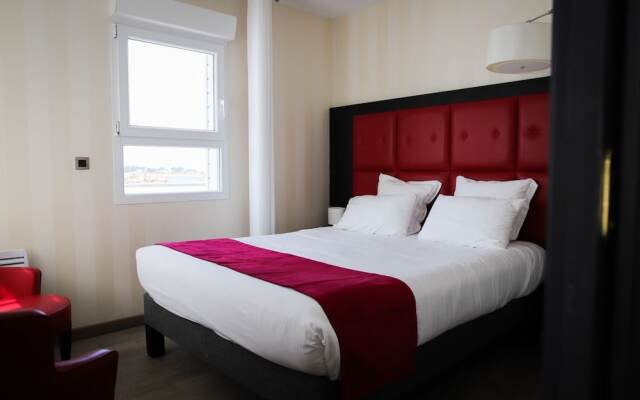 Logis Hôtel Saint-Guirec et de la Plage