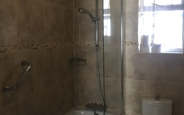 Edgware Bed and Breakfast