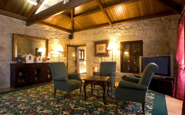 Hotel Pazo de Lestrove by Pousadas de Compostela