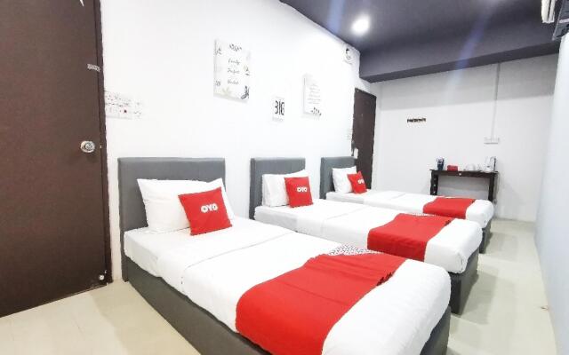 OYO 89398 Doorbellz