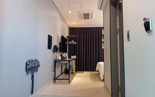 Tongyeong Bridge Hotel