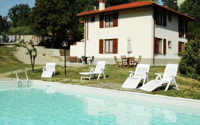 Quaint Holiday Home in Vicchio With Swimming Pool