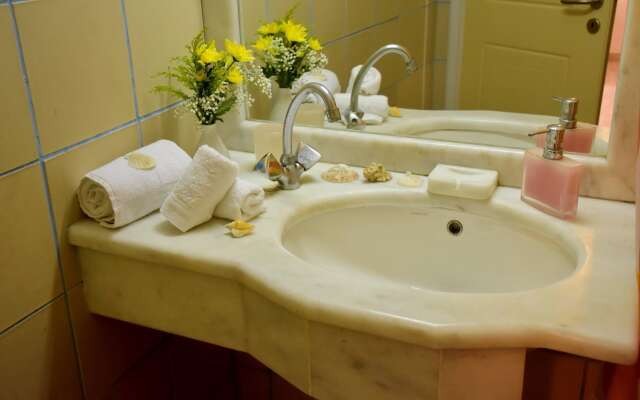 Irini Apartments