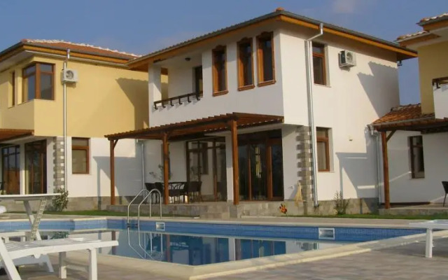 Nicodia Holiday Village