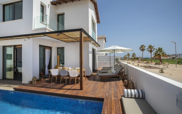 Chris Le Mare Luxury Villa